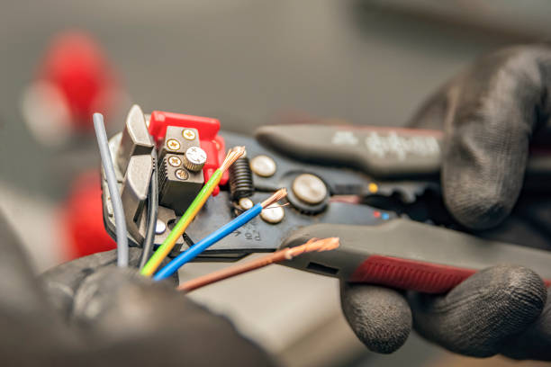 Best Circuit Breaker Repair  in Commercial Point, OH