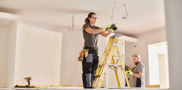 Best Affordable Emergency Electrician  in Commercial Point, OH